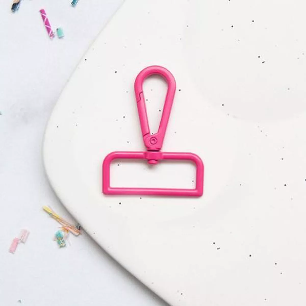 1.5" Swivel Snap Hook 12ct Magenta