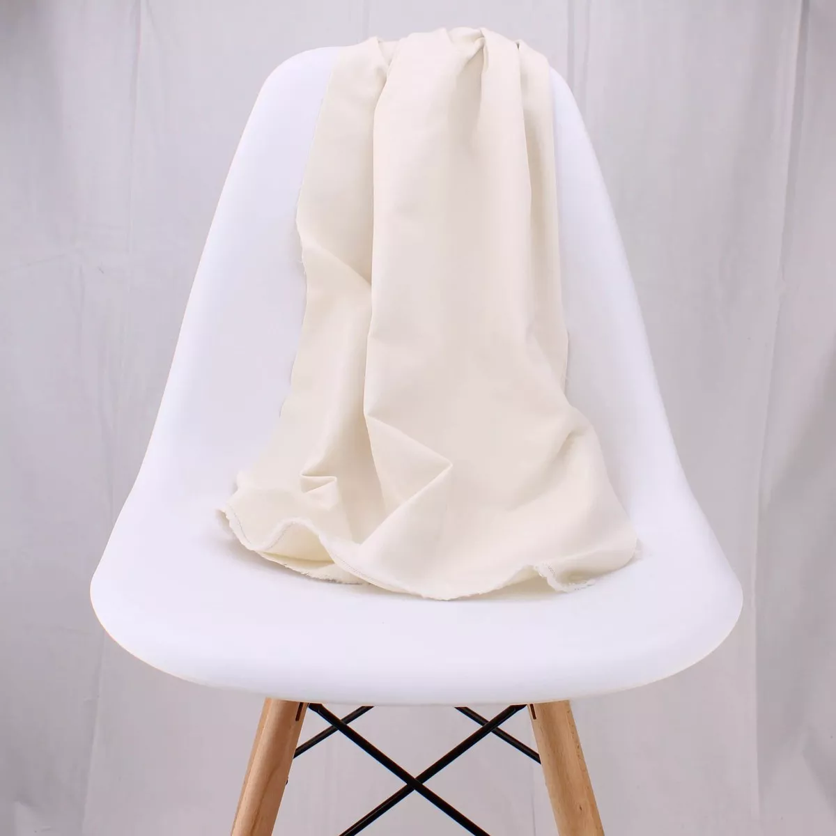 Lightweight 17 Colours Denim - Porcelain