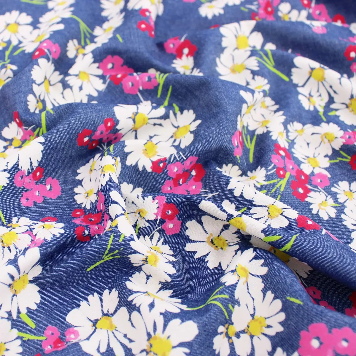 Mini Daisies Denim Chambray - Pink