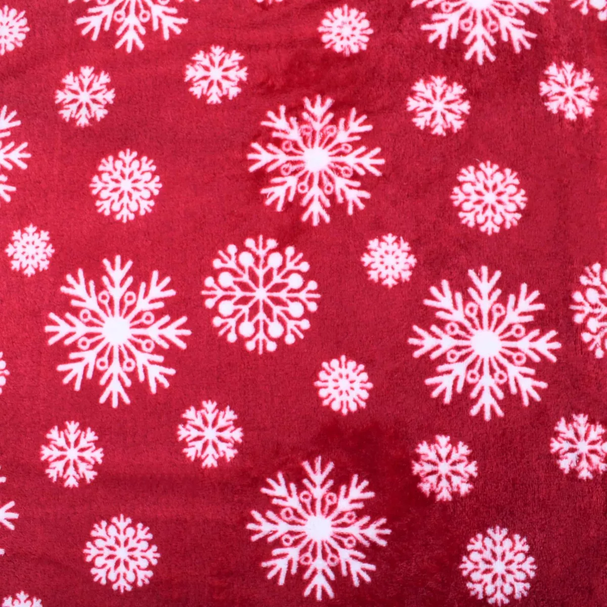 Super Soft Plush Cuddle Fleece - Red Snowflake